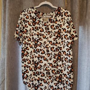 NWOT Silky cheetah print tunic